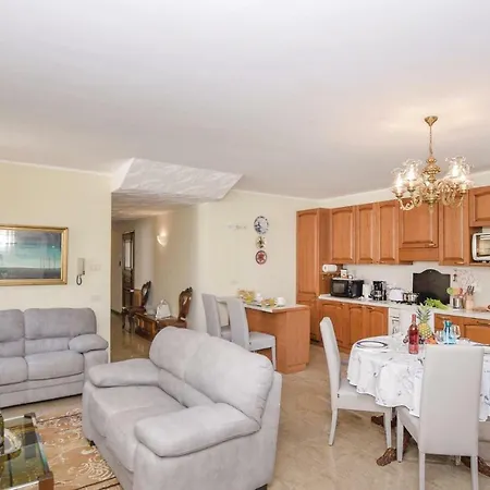 S. Antonio Apartment