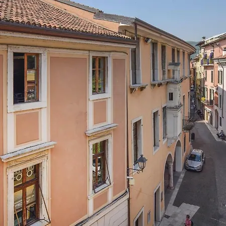 S. Antonio Apartment *